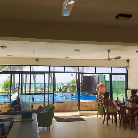 Lanka Beach Hotel Ettukala Eksteriør billede