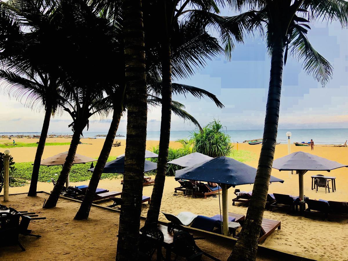 Lanka Beach Hotel Ettukala Eksteriør billede