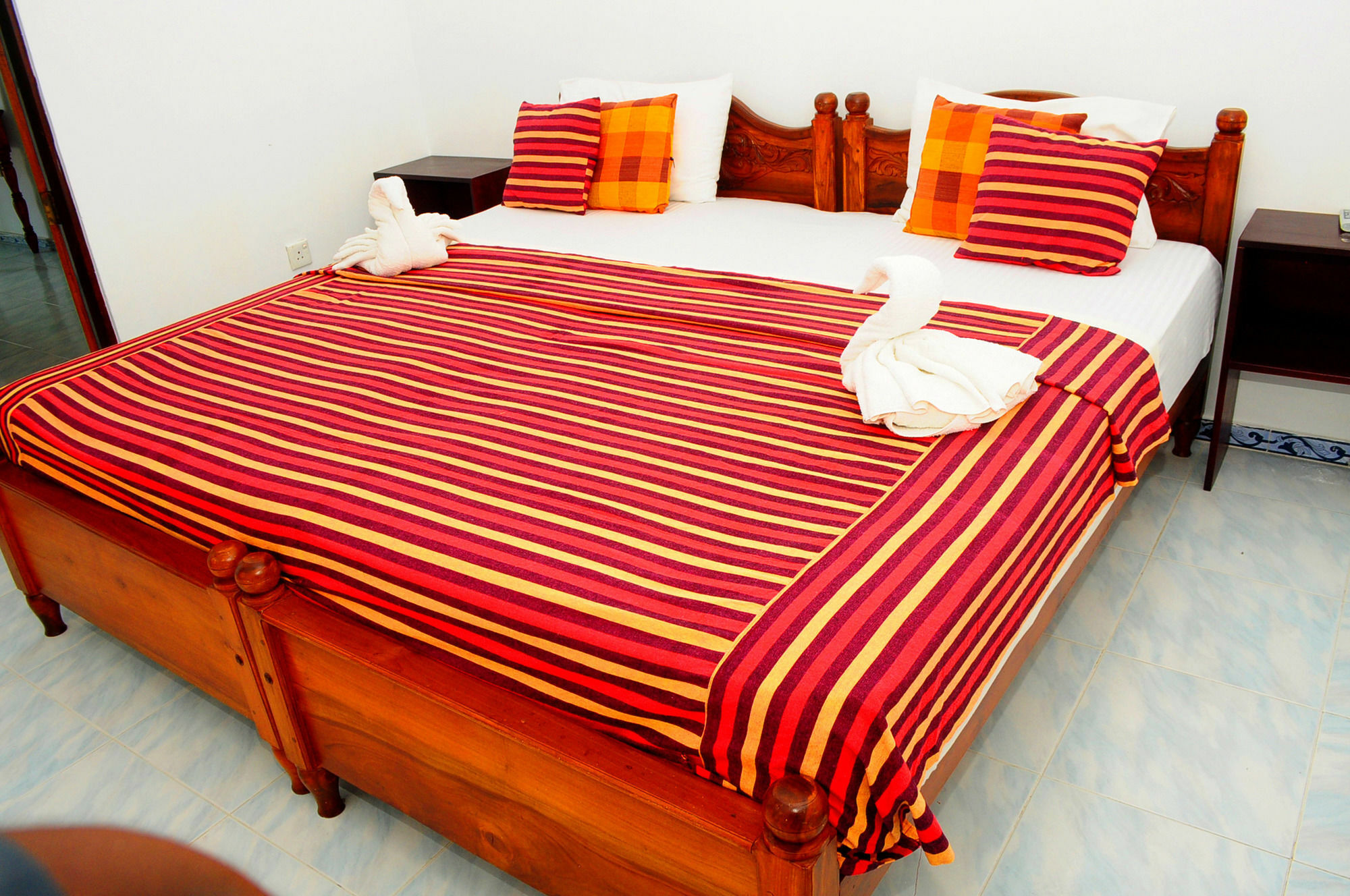 Lanka Beach Hotel Ettukala Eksteriør billede